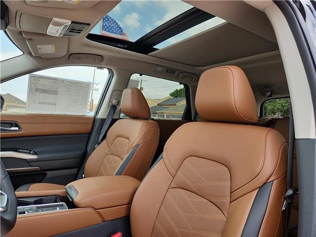 new 2025 Nissan Pathfinder car, priced at $52,035