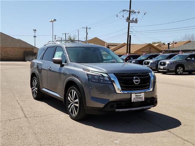 new 2025 Nissan Pathfinder car, priced at $54,655