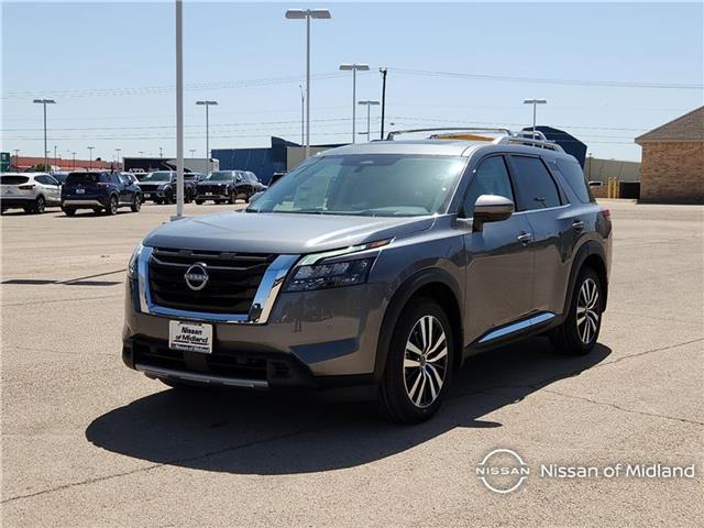 new 2025 Nissan Pathfinder car, priced at $54,655