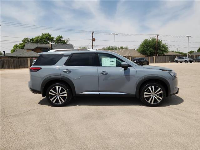 new 2025 Nissan Pathfinder car, priced at $55,205