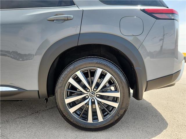 new 2025 Nissan Pathfinder car, priced at $55,205