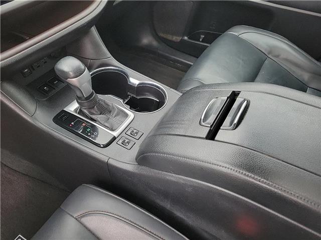 used 2019 Toyota Highlander car, priced at $23,550