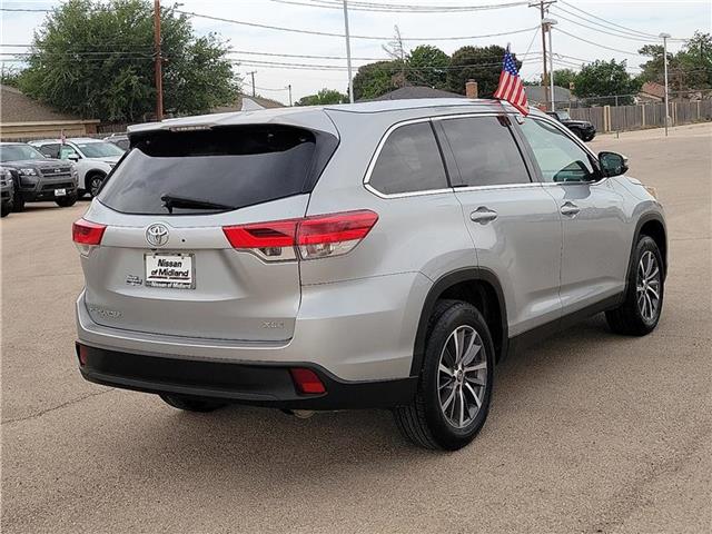 used 2019 Toyota Highlander car, priced at $23,550