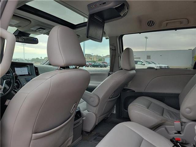 used 2018 Toyota Sienna car, priced at $22,698