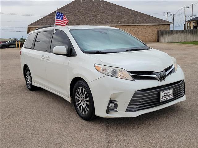 used 2018 Toyota Sienna car, priced at $22,698