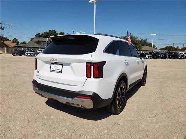 used 2024 Kia Sorento car, priced at $31,498