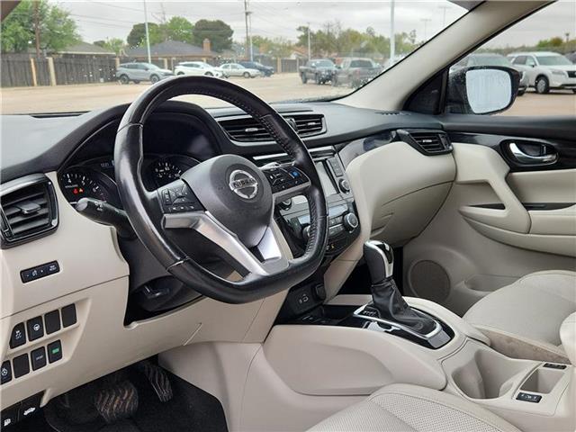 used 2022 Nissan Rogue Sport car, priced at $22,998