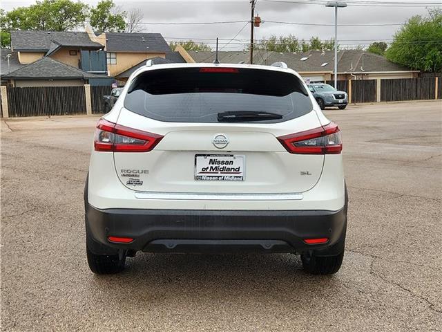 used 2022 Nissan Rogue Sport car, priced at $22,998