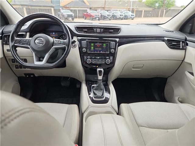 used 2022 Nissan Rogue Sport car, priced at $22,998