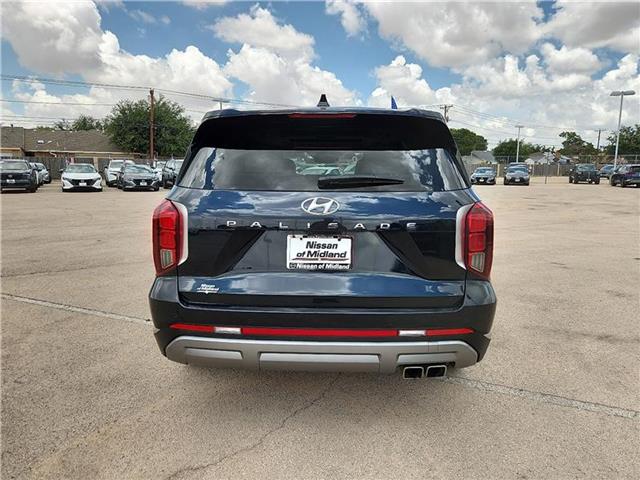 used 2024 Hyundai Palisade car, priced at $39,798
