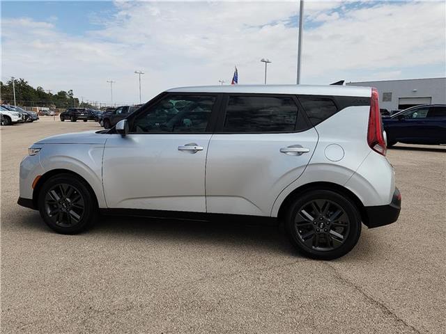 used 2021 Kia Soul car, priced at $19,998