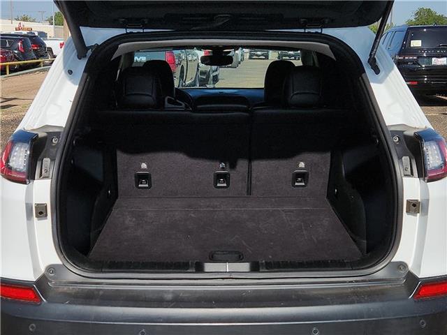 used 2023 Jeep Cherokee car, priced at $25,998