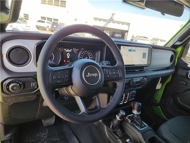 new 2025 Jeep Wrangler car, priced at $45,085