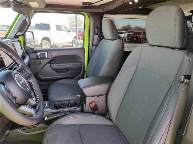 new 2025 Jeep Wrangler car, priced at $45,085