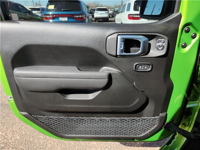 new 2025 Jeep Wrangler car, priced at $45,085