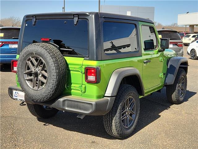 new 2025 Jeep Wrangler car, priced at $45,085