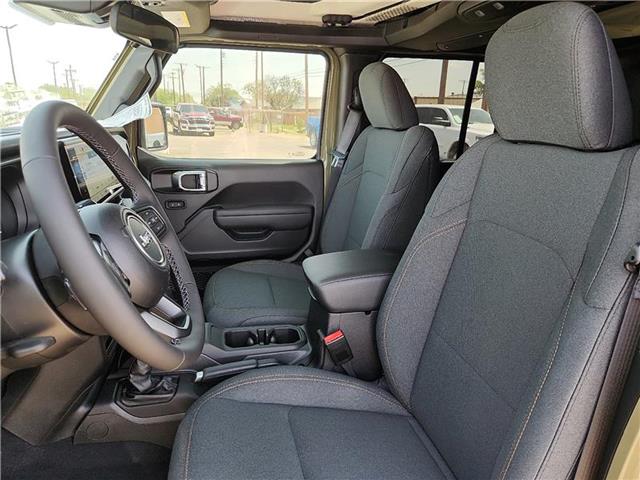 new 2025 Jeep Wrangler car, priced at $52,190