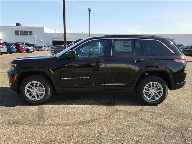 new 2025 Jeep Grand Cherokee car, priced at $42,370