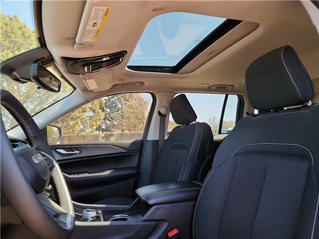 used 2024 Jeep Grand Cherokee car, priced at $35,748
