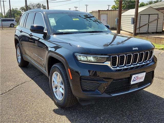 new 2025 Jeep Grand Cherokee car, priced at $42,370