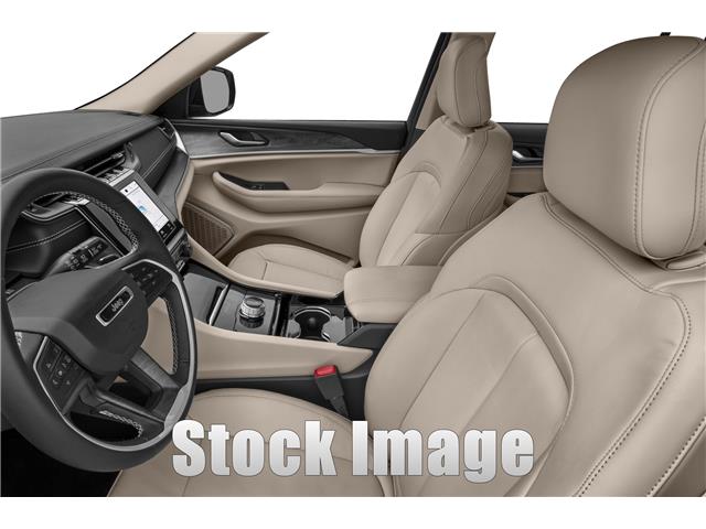 used 2023 Jeep Grand Cherokee car, priced at $28,748