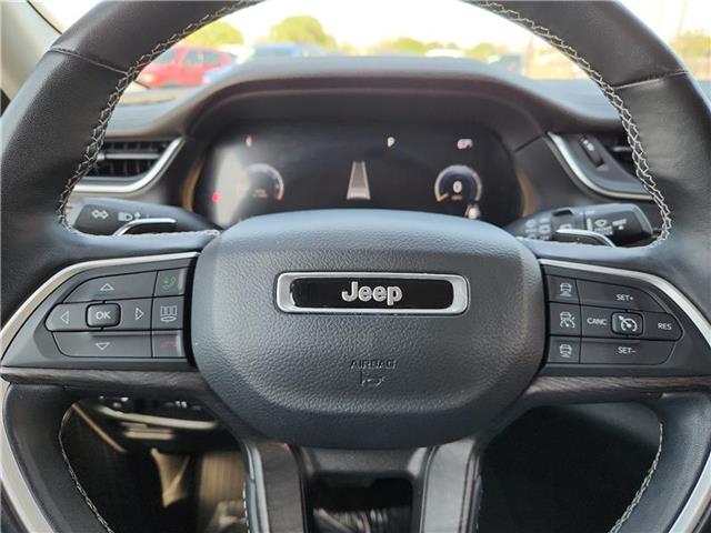 used 2022 Jeep Grand Cherokee car, priced at $30,747