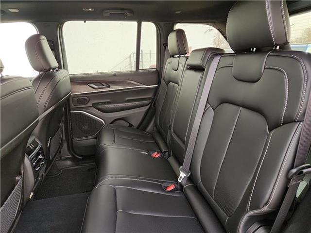 new 2025 Jeep Grand Cherokee car, priced at $59,230