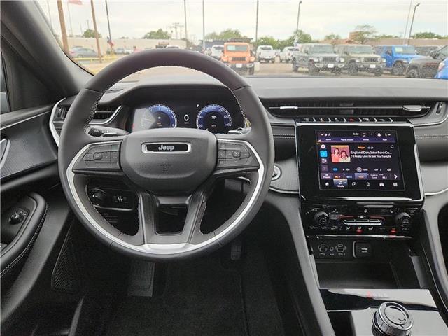 new 2025 Jeep Grand Cherokee L car, priced at $45,915