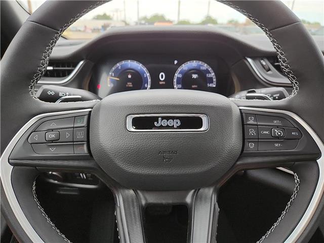 new 2025 Jeep Grand Cherokee L car, priced at $45,915
