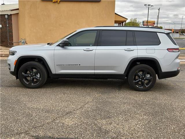 new 2025 Jeep Grand Cherokee L car, priced at $51,670