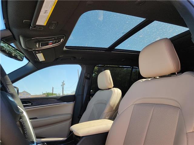 new 2025 Jeep Grand Cherokee L car, priced at $59,160
