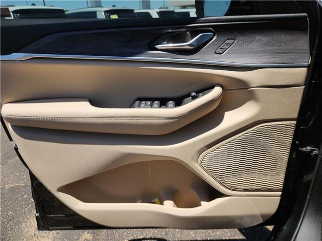 new 2025 Jeep Grand Cherokee L car, priced at $59,755