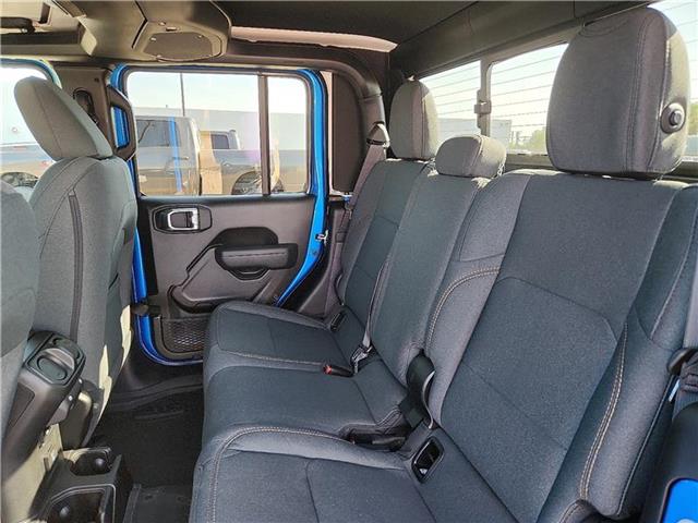 new 2025 Jeep Gladiator car, priced at $56,545