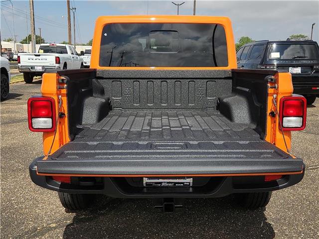 new 2025 Jeep Gladiator car, priced at $57,490