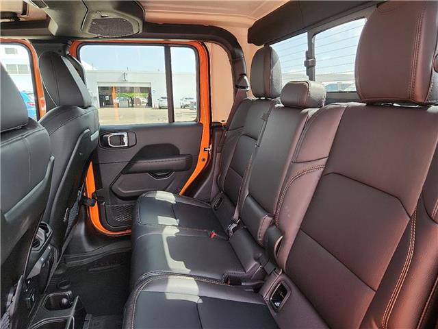 new 2025 Jeep Gladiator car, priced at $57,490