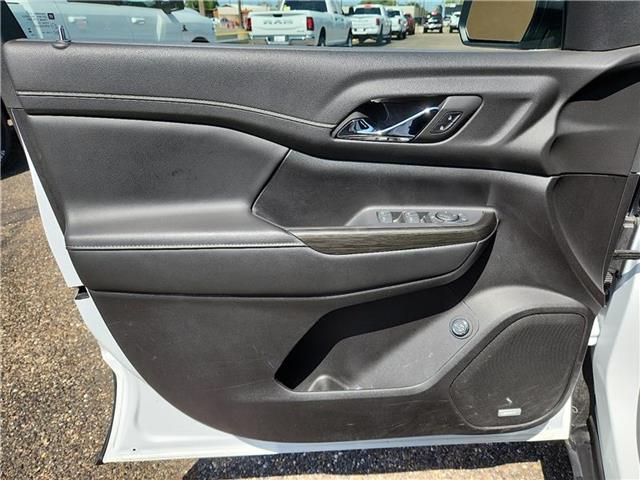 used 2023 GMC Acadia car, priced at $28,748