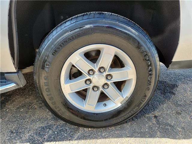 used 2019 GMC Yukon car, priced at $35,748