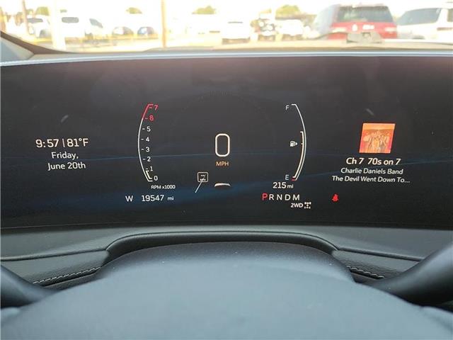 used 2024 Cadillac XT4 car, priced at $41,998