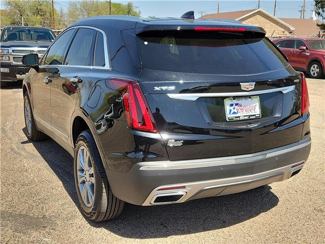 used 2021 Cadillac XT5 car, priced at $30,454