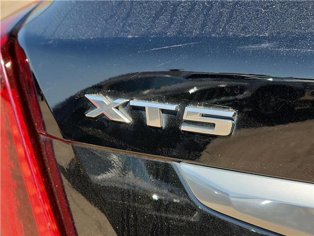used 2021 Cadillac XT5 car, priced at $30,454
