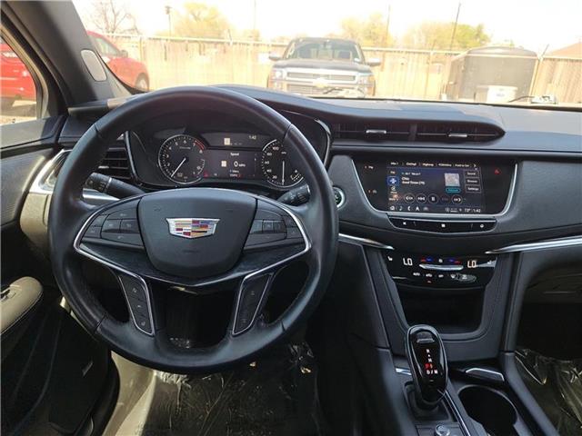 used 2021 Cadillac XT5 car, priced at $30,454