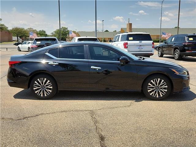 used 2023 Nissan Altima car, priced at $23,436