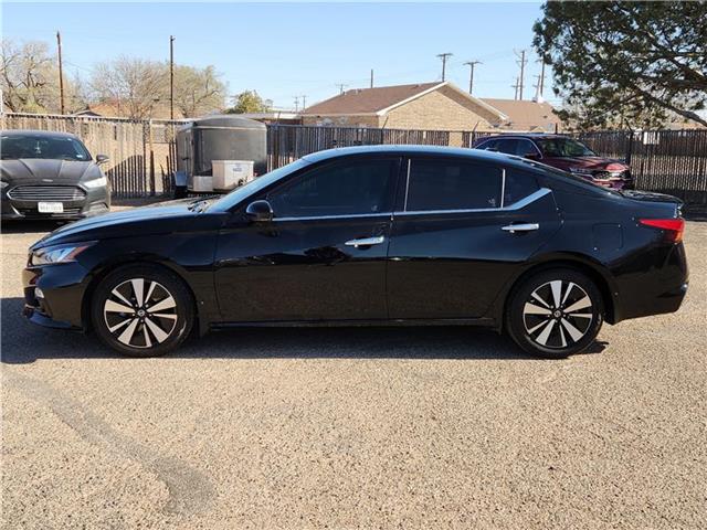 used 2022 Nissan Altima car, priced at $23,999