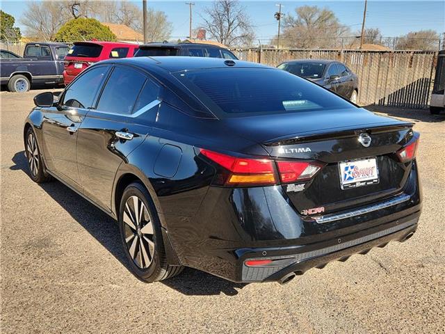 used 2022 Nissan Altima car, priced at $23,999