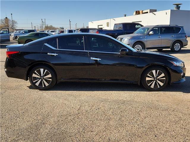 used 2022 Nissan Altima car, priced at $23,999