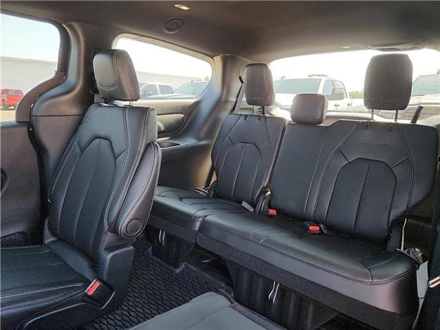 new 2025 Chrysler Pacifica car, priced at $47,550