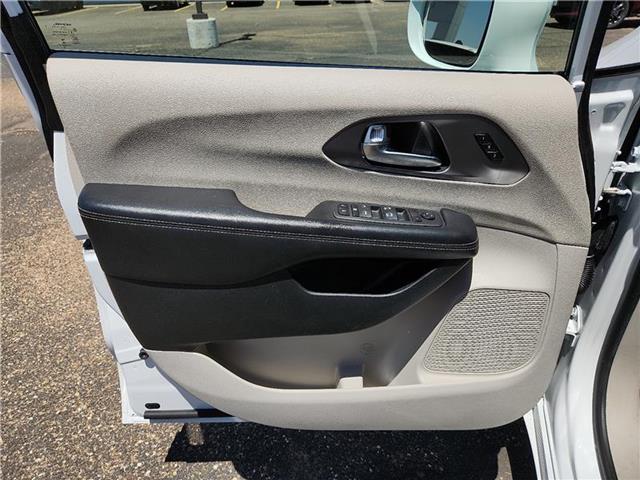used 2022 Chrysler Pacifica car, priced at $28,436