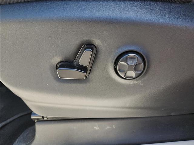 used 2022 Chrysler Pacifica car, priced at $28,436