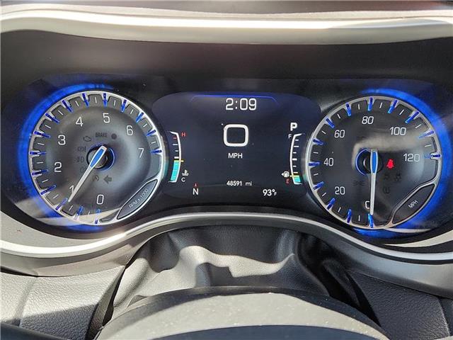 used 2022 Chrysler Pacifica car, priced at $28,436