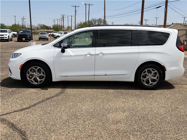 used 2023 Chrysler Pacifica car, priced at $32,785